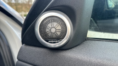 Land Rover Range Rover Evoque 1.5 P300e R-Dynamic HSE 5dr Auto Hatchback